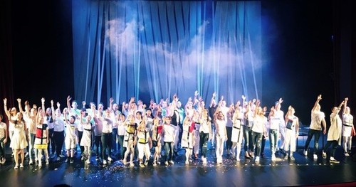Vietnamese children perform in int’l opera in Russia - ảnh 1